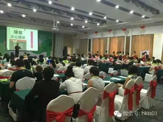 盛世集團(tuán)“李橋博士”現(xiàn)場(chǎng)講述頸部健康的重要性